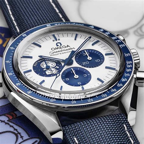 omega speedmaster snoopy watch.